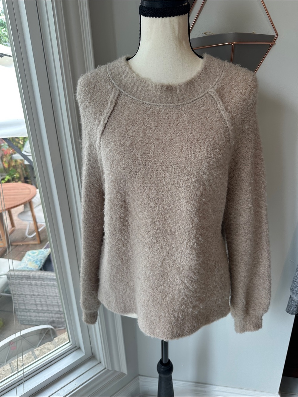 AERIE Cozy Women's Crewneck Sweater in Taupe Raglan Sleeves Oversized Size XS